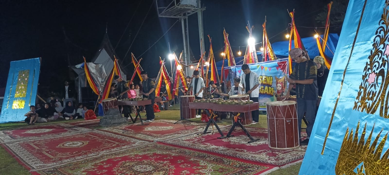 Pentas Seni Anak Nagari Meriahkan Suasana di Nagari Tabek